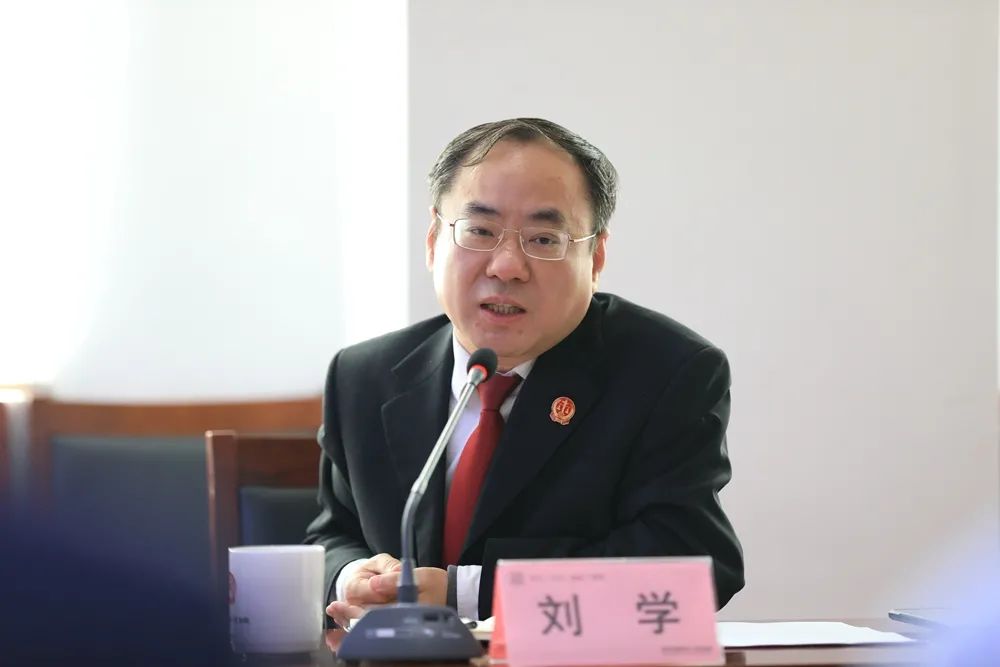 成渝金融法院发布执行工作白皮书 过去两年受理首次执行案件8448件