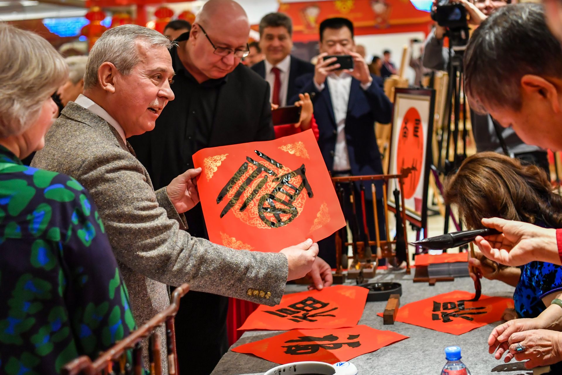 新华视点｜潮流IP让世界感知中国创意经济“软实力”