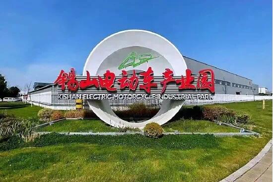 骑行经济火热 小车轮撬动“大市场”