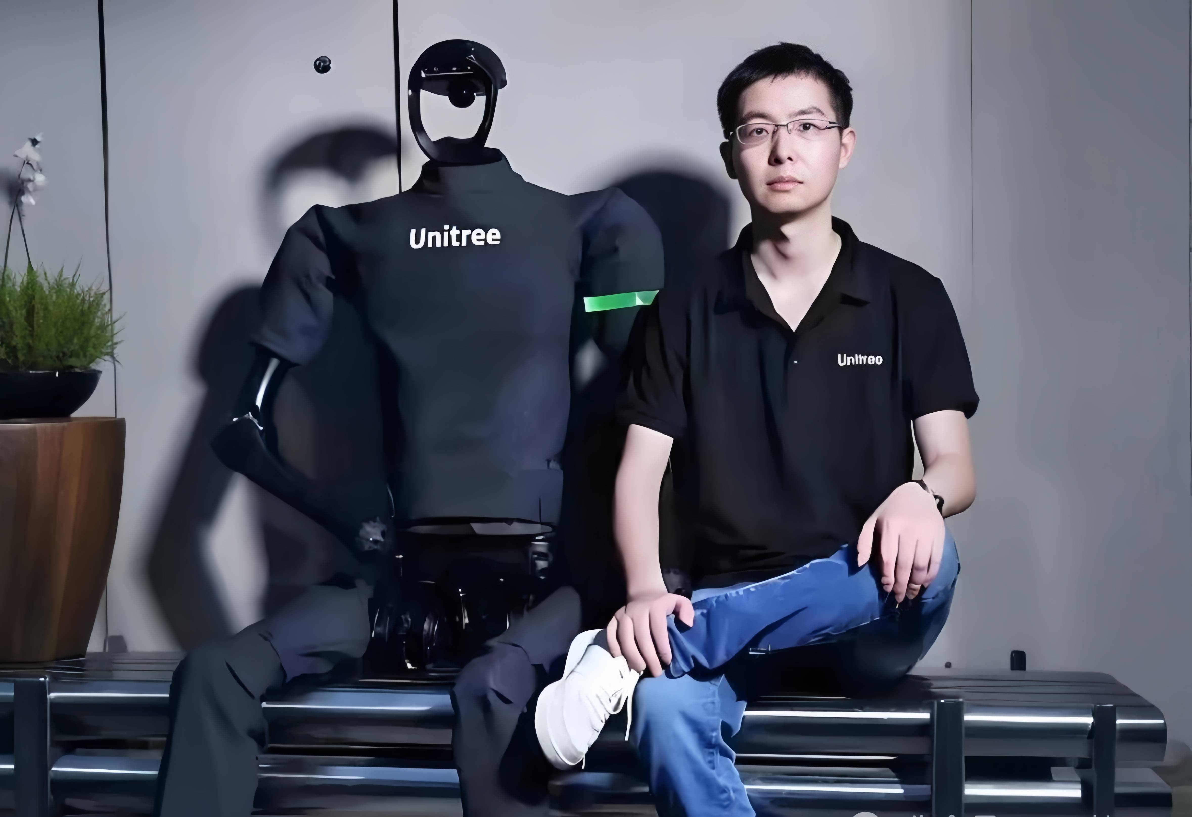 激进押注人形机器人！这只基金成立不到4个月已亏超20%