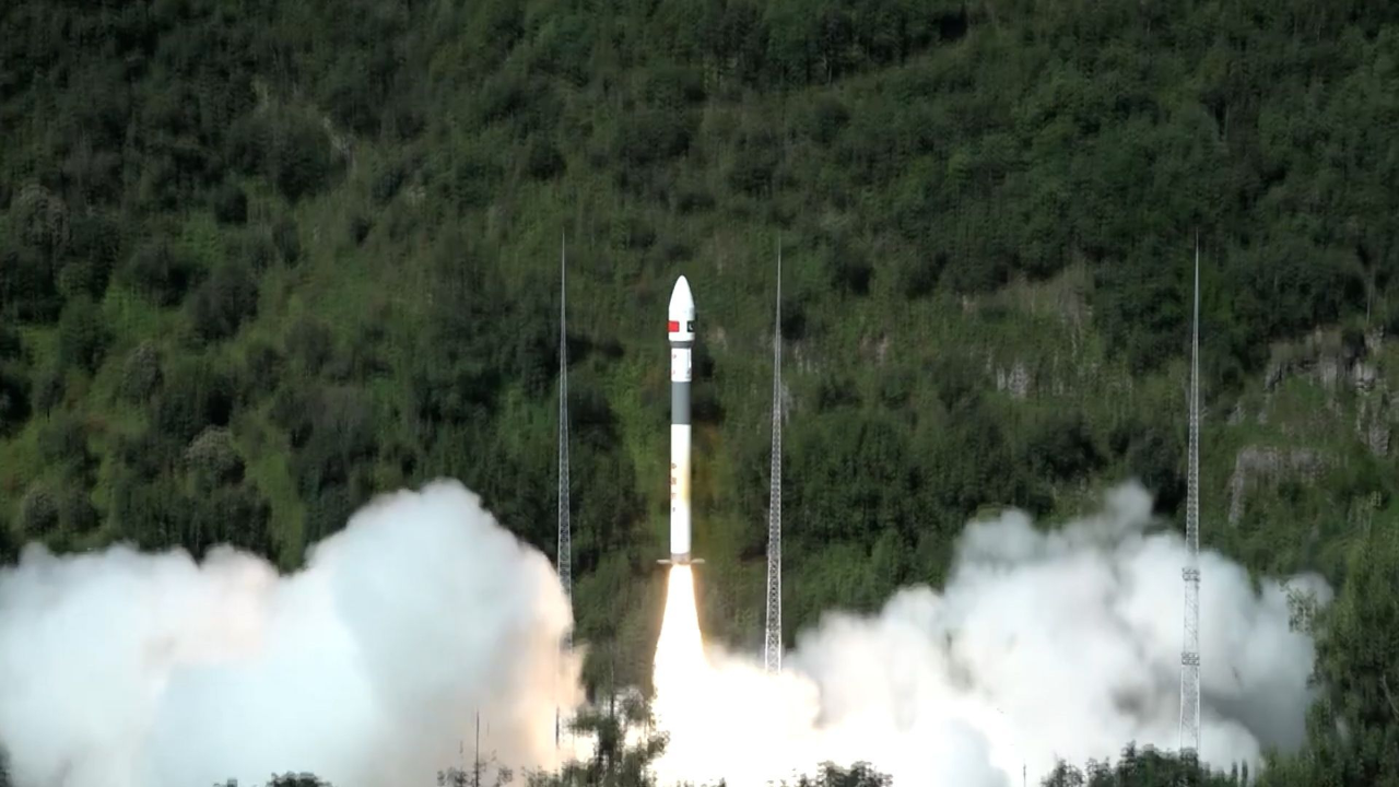 我国成功发射遥感四十号03组卫星