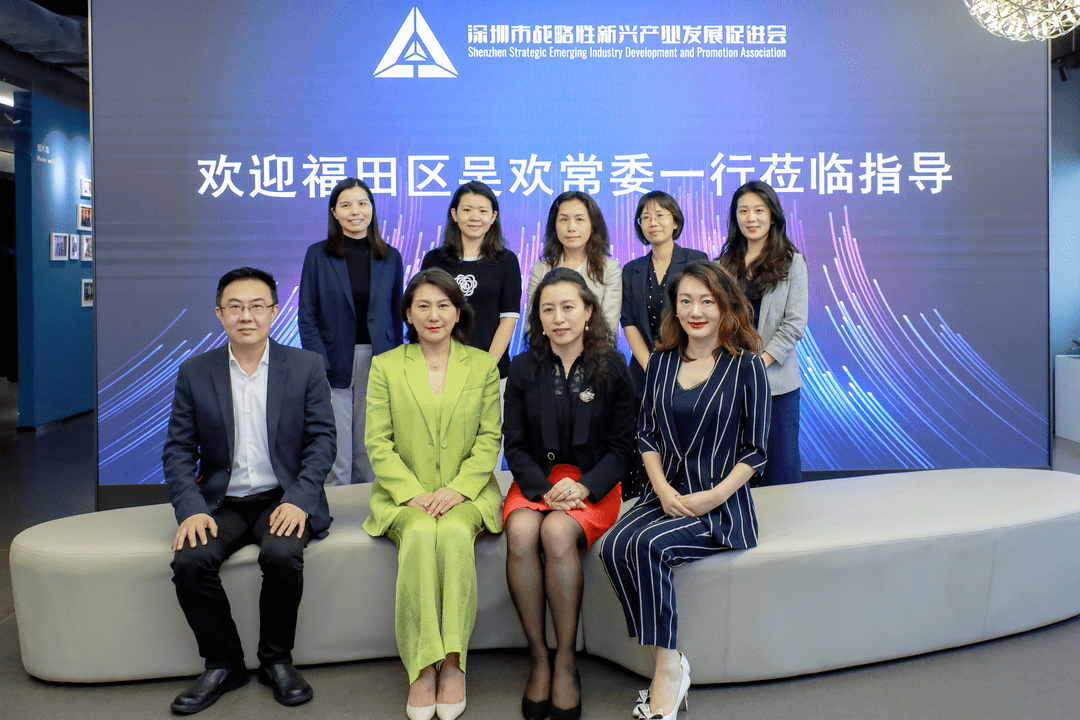 沃特股份：拟收购华尔卡密封件100%股权