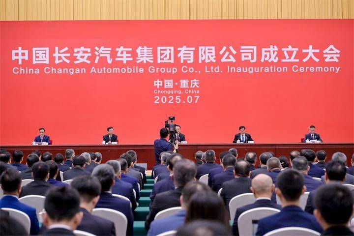 长安东风重组生变：分立先行 整合待考