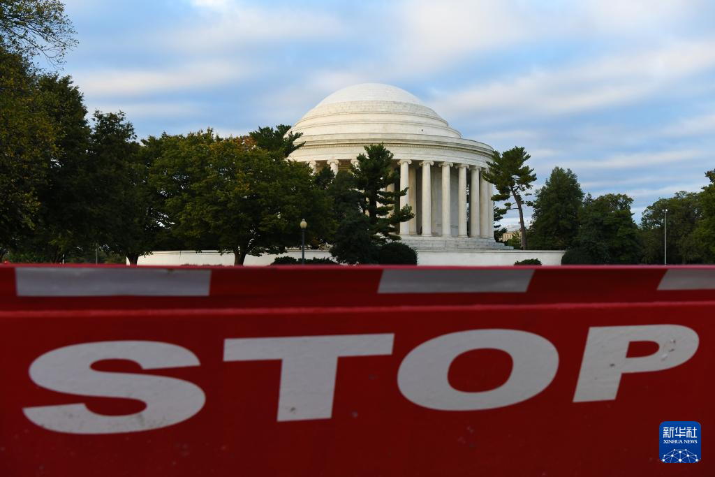 联邦政府“停摆”第41天　美参议院正式通过临时拨款法案