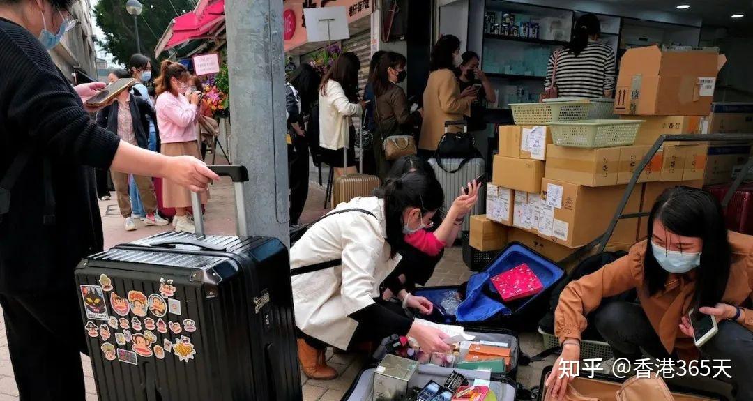 香港2025年前10个月访港旅客约4100万人次 同比增加12%