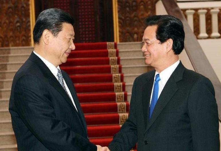 习近平会见越南国会主席王庭惠