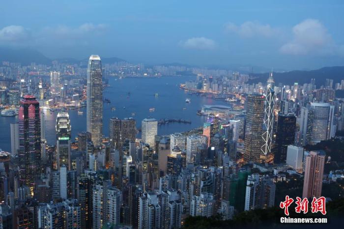 人气聚 财气旺——香港各界欢迎中央增加“个人游”城市安排