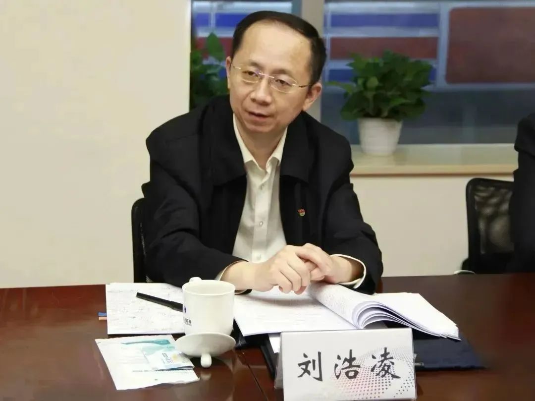 青岛啤酒“换帅” 52 岁姜宗祥出任董事长