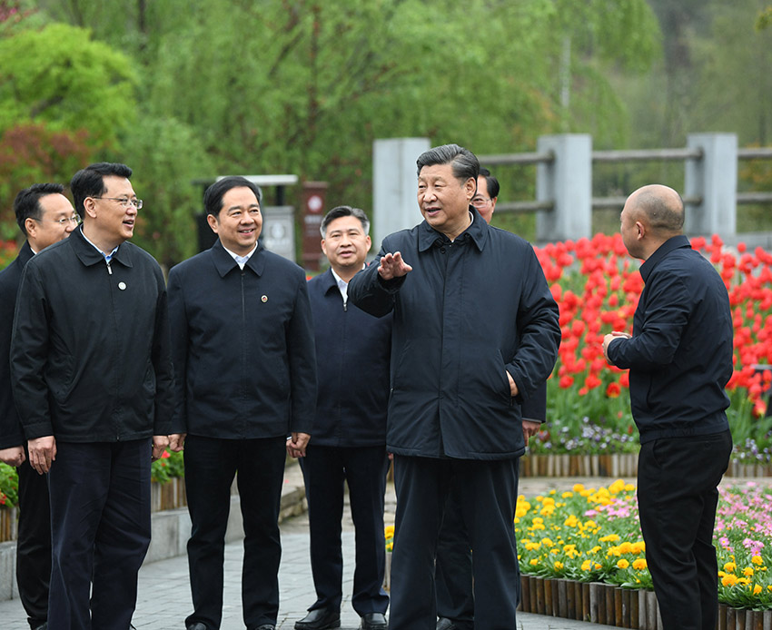 近镜头·习近平的文化足迹丨“把世界上唯一没有中断的文明继续传承下去”