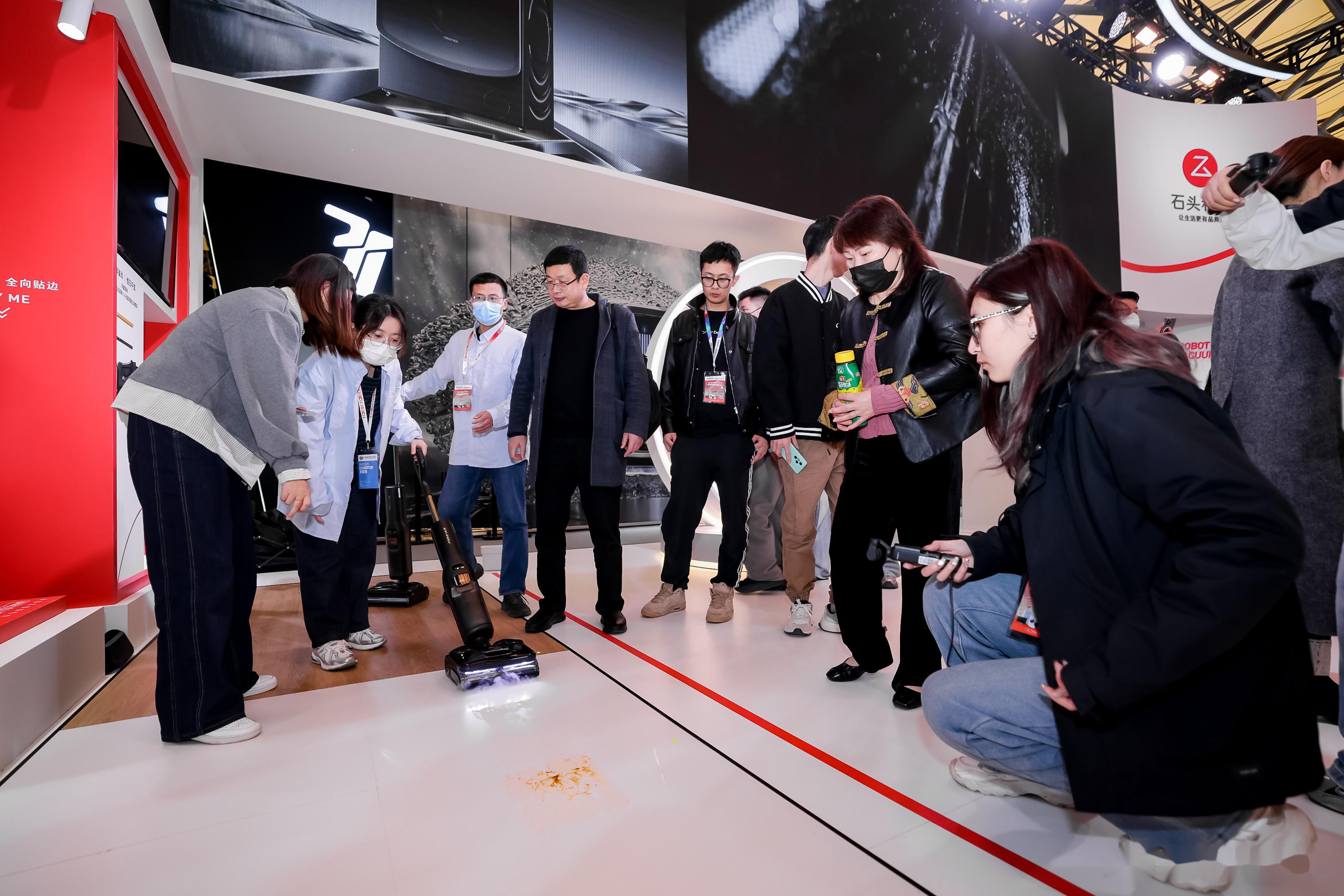 石头科技一季度营收再创新高：产品创新与全球布局并进 成长红利释放可期