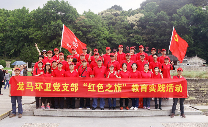 新华社评论员：只争朝夕兴伟业 永不懈怠向前进——学习贯彻习近平总书记在庆祝中华人民共和国成立76周年招待会上重要讲话精神