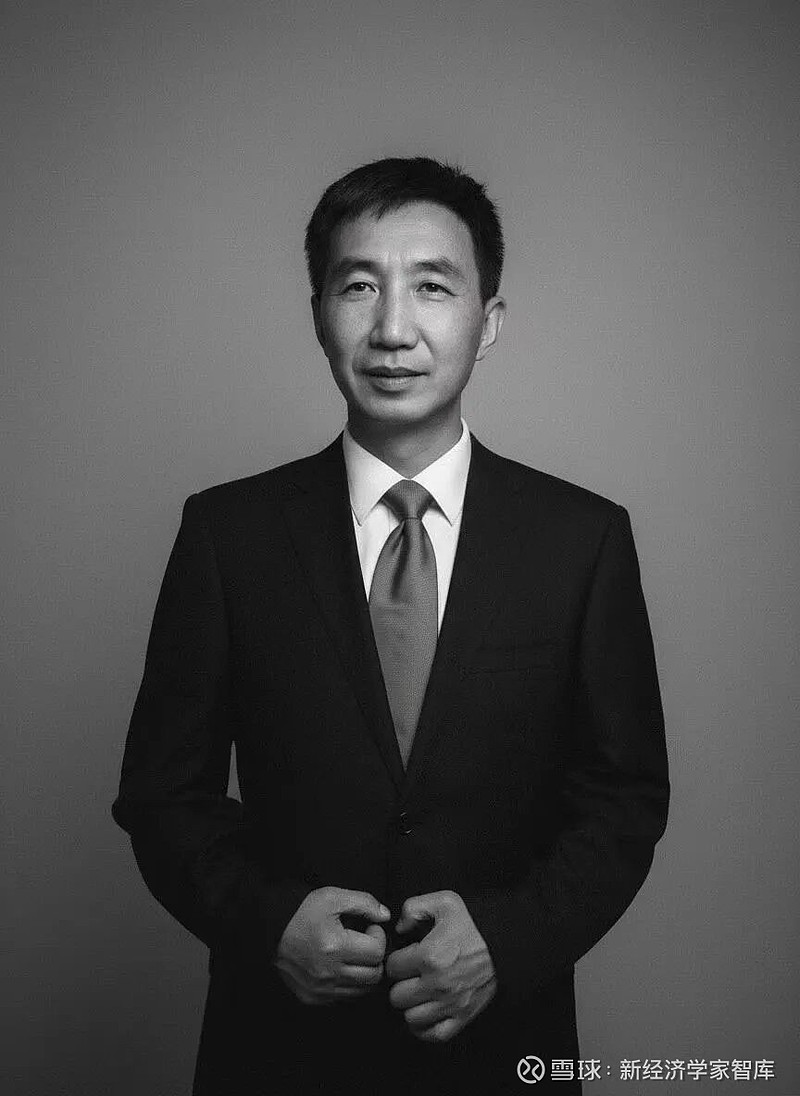 股权+高管双更新！上海证券入主新疆前海联合基金