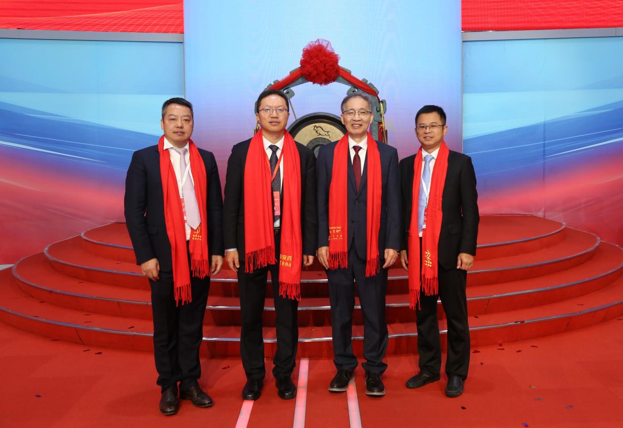 硬科技新品彰显中国智造新动能 科创板公司“竞技”世界人工智能大会