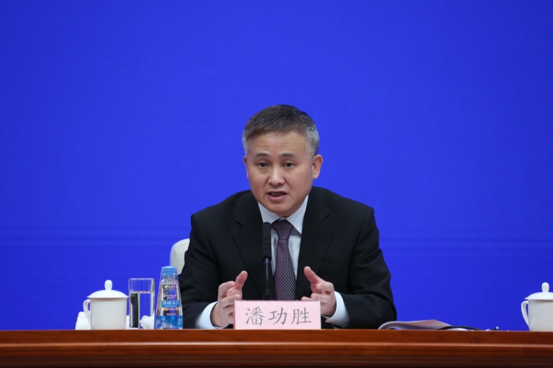 突出问题导向 推动末端治理向全过程防控转变——国务院政策例行吹风会解读《固体废物综合治理行动计划》