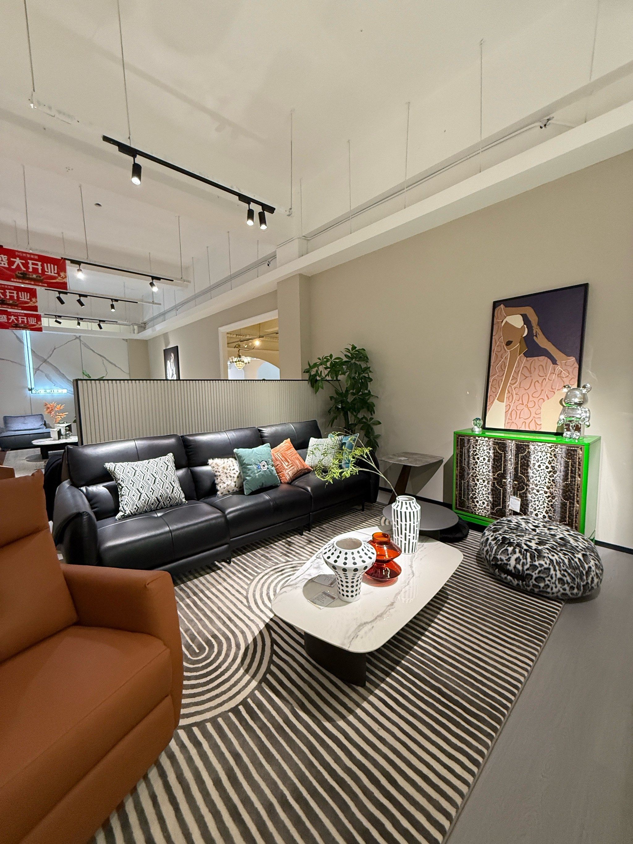 我乐家居召开“20年高级进化论”主题发布会，推出“繁花”等五大新品