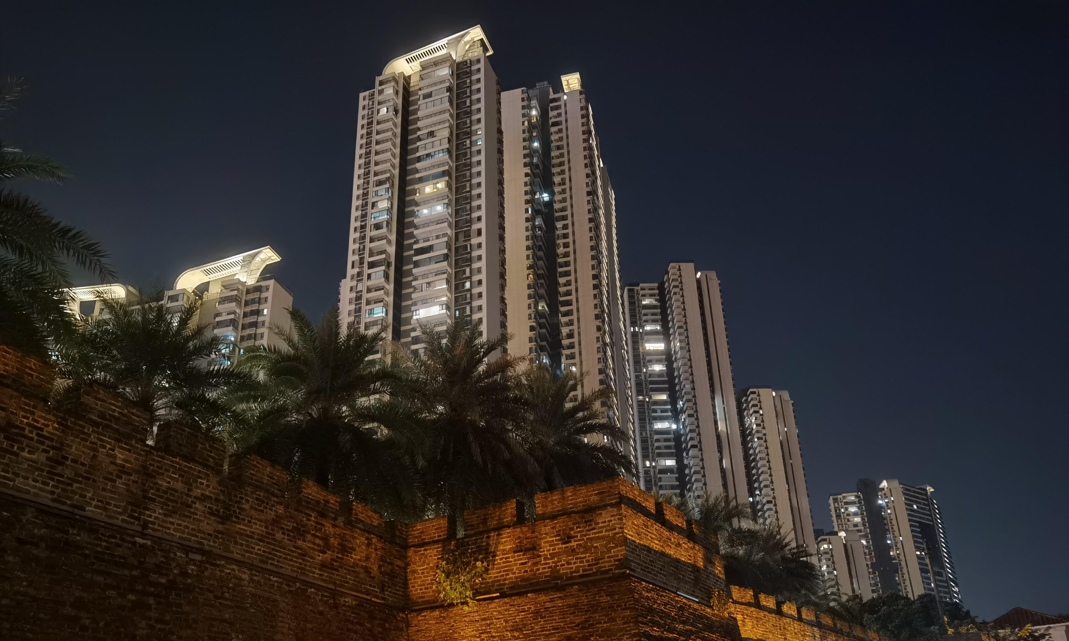 1月29日洪城转债下跌0.45%，转股溢价率11.23%