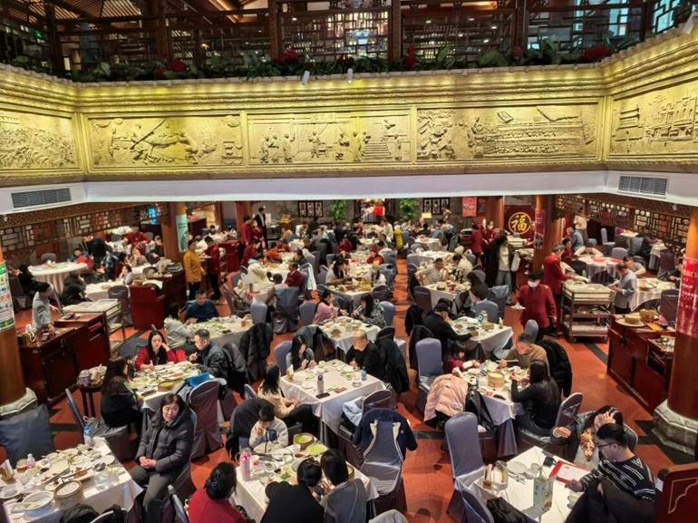 全聚德预计2025年净利润超600万元 “餐饮+食品”适应市场消费新趋势