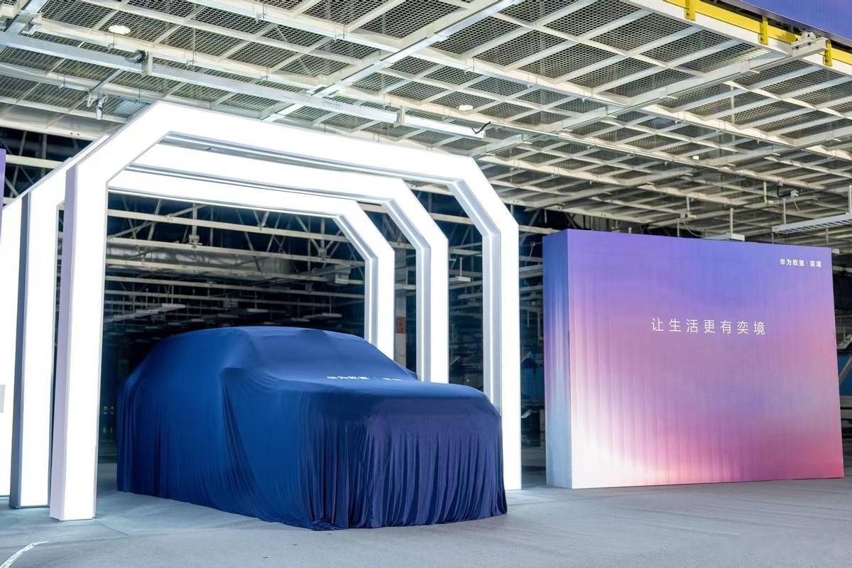 东风汽车杨彦鼎：2026年目标销量325万辆 东风与华为联合共创的奕境品牌3月亮相