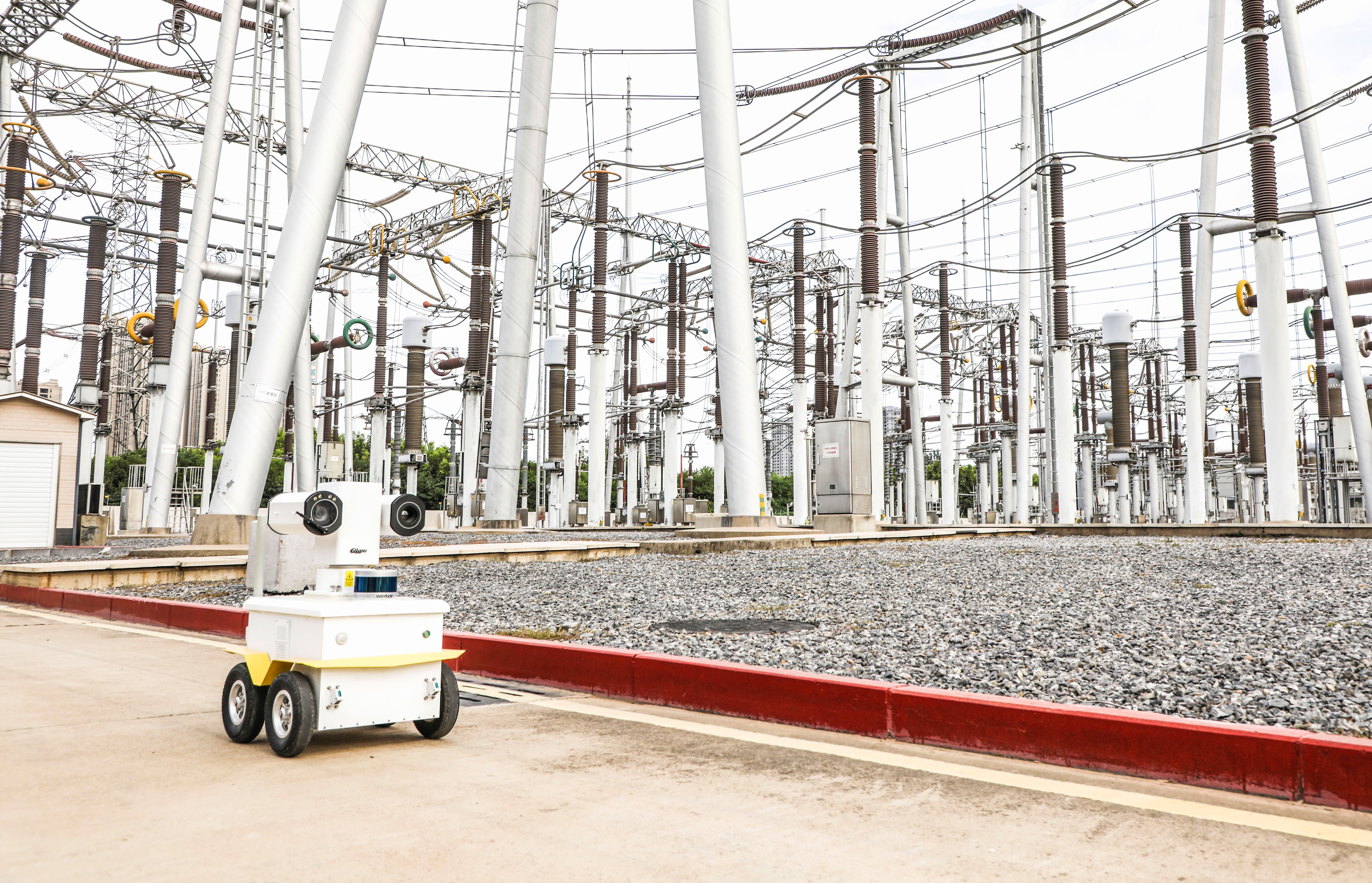 市场最前沿·中央一号文件|“新农具”有新机遇！ 无人机、机器人首次写入中央一号文件