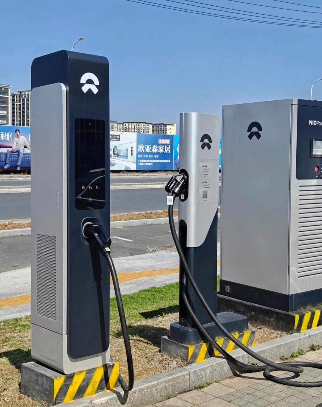 北京已建成超千座“超级充电站”