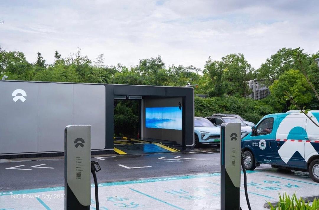 北京已建成超千座“超级充电站”