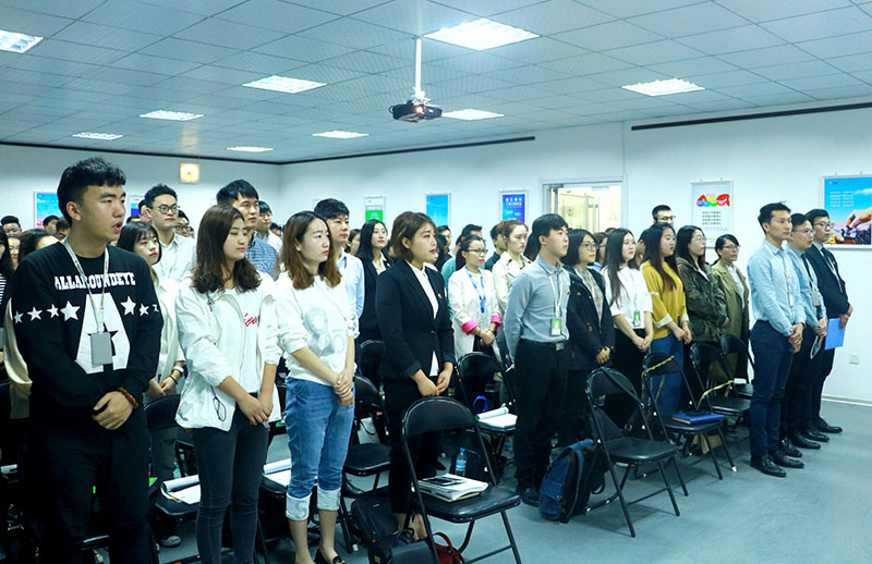 全国人大代表、中国工程院院士肖伟：“工业智能大模型”给中药插上AI翅膀