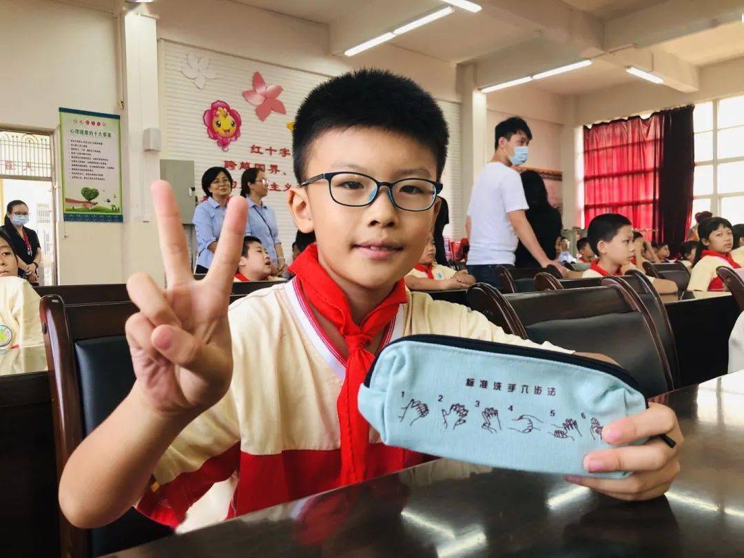 还记得你开学的第一课吗？